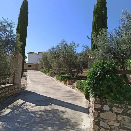 Cuatro Encinas, Villa Iznajar