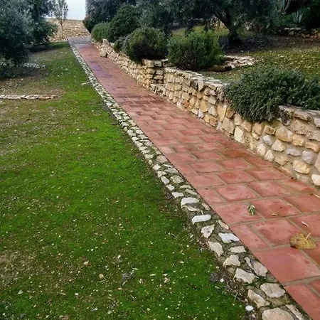 Cuatro Encinas,